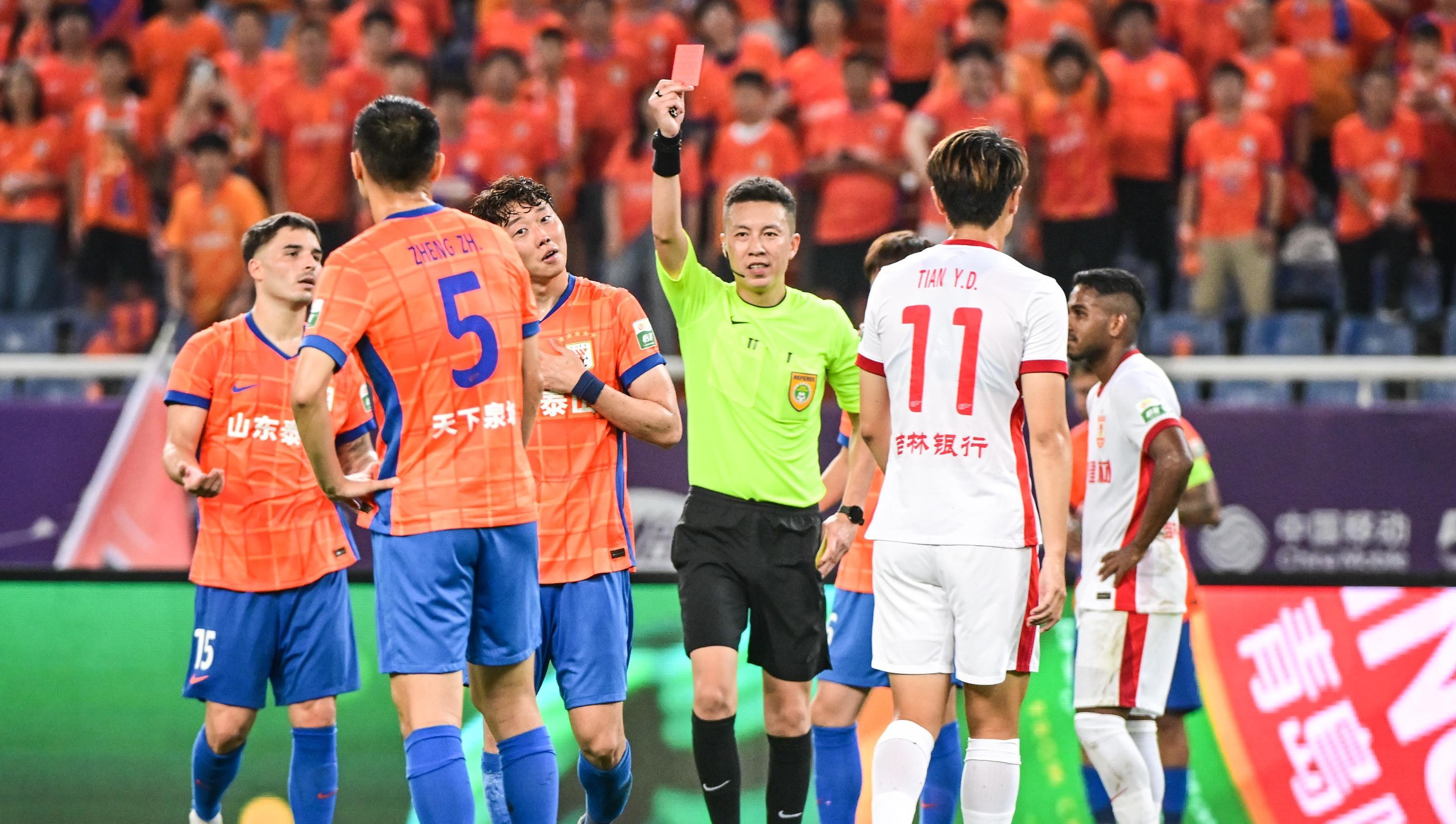 山东泰山迎CBA季后赛关键赛,今晚外线爆发,悬念犹存,轮换策略成焦点的简单介绍 山东泰山迎CBA季后赛关键赛,今晚外线爆发,悬念犹存,轮换策略成焦点的简单介绍