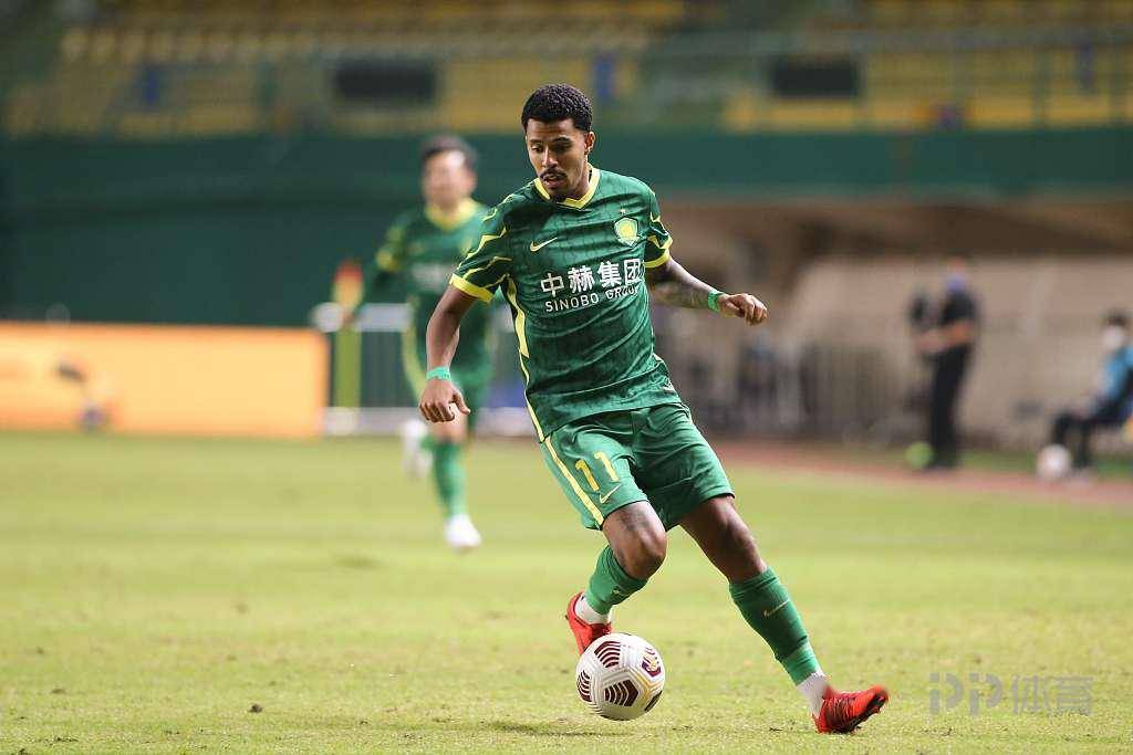 今晚葡超传出新动向，北京国安官宣签约，管理层表态：压力陡增，临场指挥获称赞 