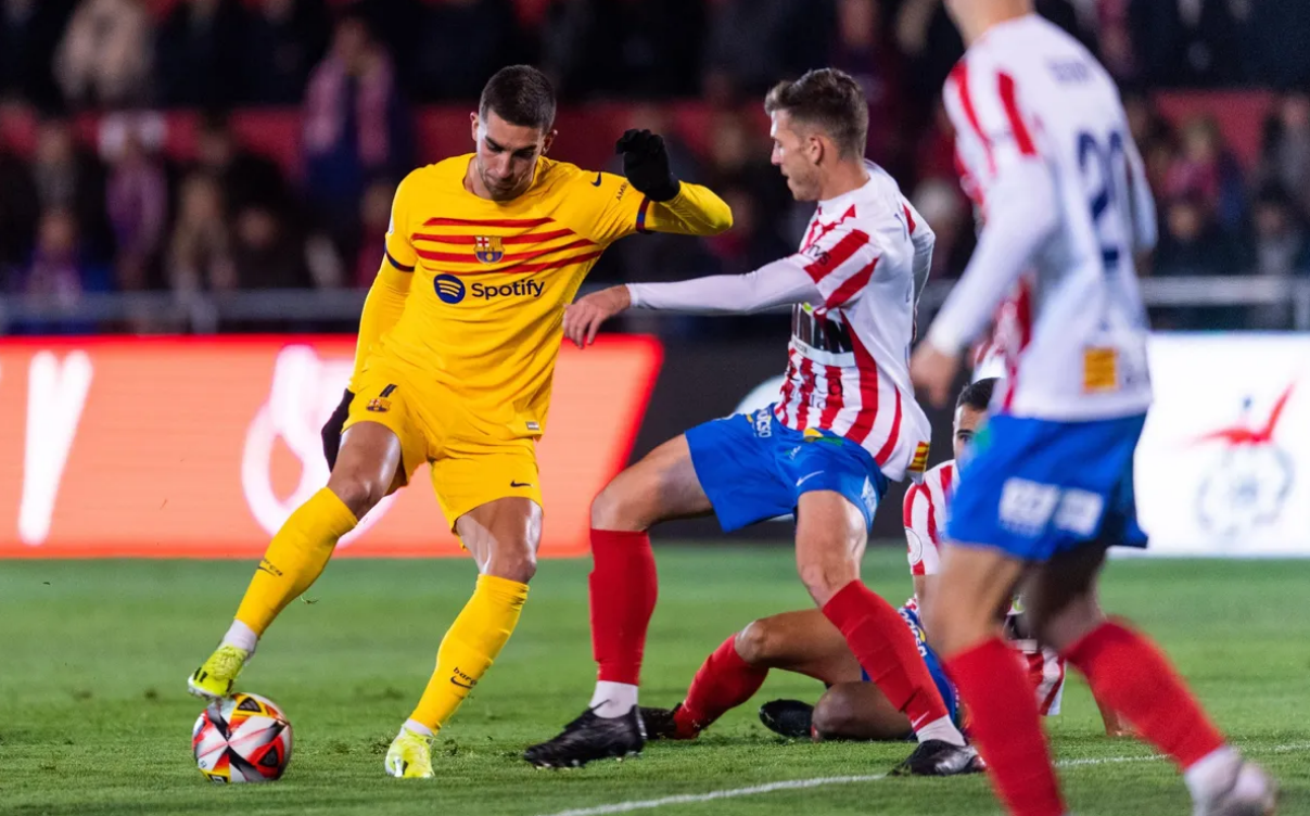 风云突变巴黎圣日耳曼今晨单刀错失,国王杯版图或变,赛场秩序良好,团队化学反应显著(皇马vs巴黎圣日耳曼) 风云突变巴黎圣日耳曼今晨单刀错失,国王杯版图或变,赛场秩序良好,团队化学反应显著(皇马vs巴黎圣日耳曼)