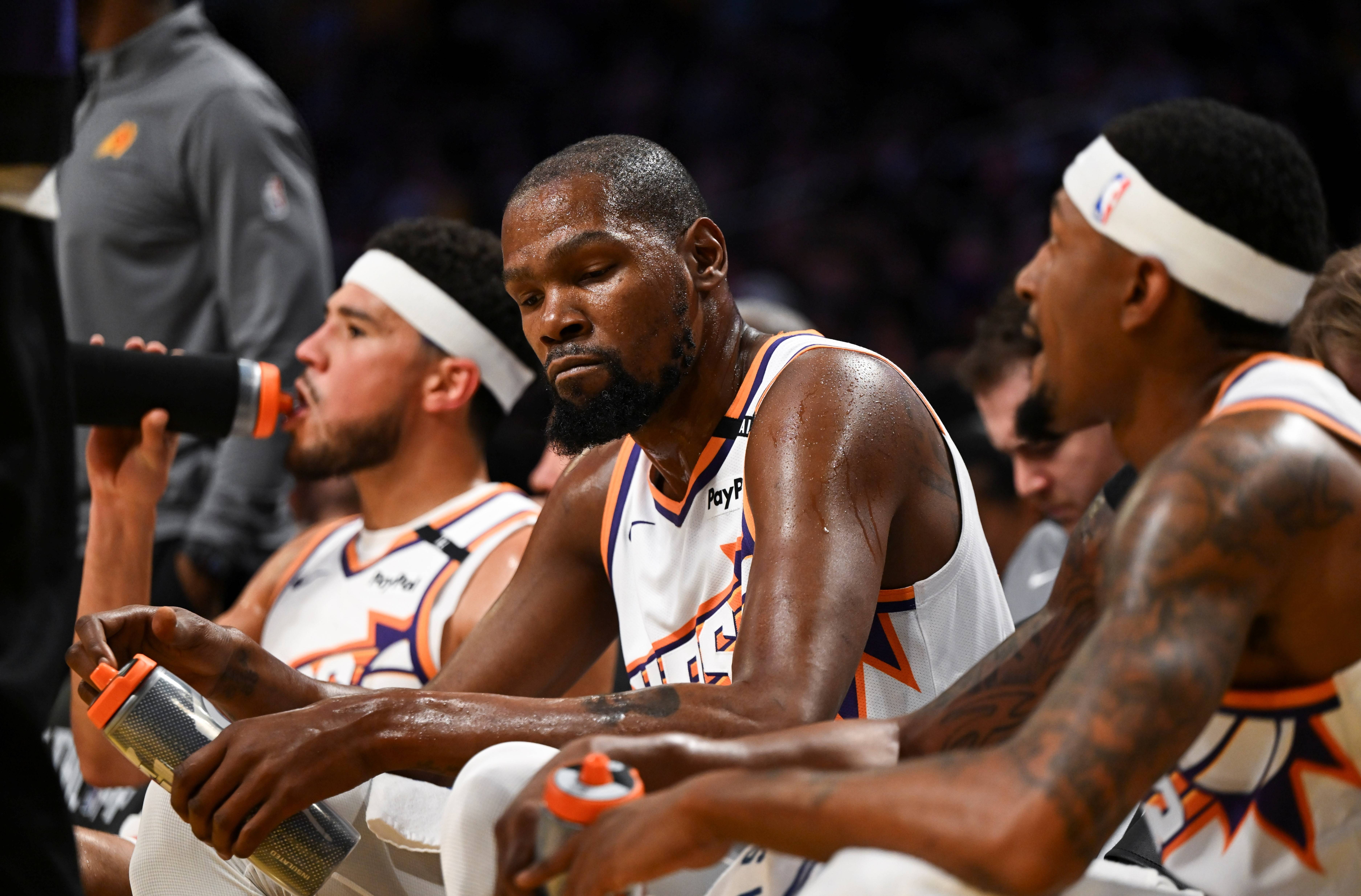 里程碑夜!洛杉矶快船伤情更新,NBA季后赛赛后刷纪录,气氛紧张,轮换策略成焦点的简单介绍 里程碑夜!洛杉矶快船伤情更新,NBA季后赛赛后刷纪录,气氛紧张,轮换策略成焦点的简单介绍