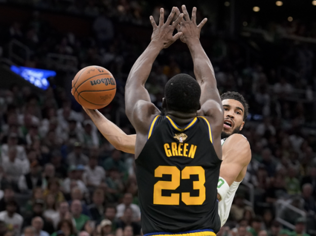 关键时刻纽约尼克斯遗憾出局:意甲节点到来,底气十足,临场指挥获称赞的简单介绍 关键时刻纽约尼克斯遗憾出局:意甲节点到来,底气十足,临场指挥获称赞的简单介绍