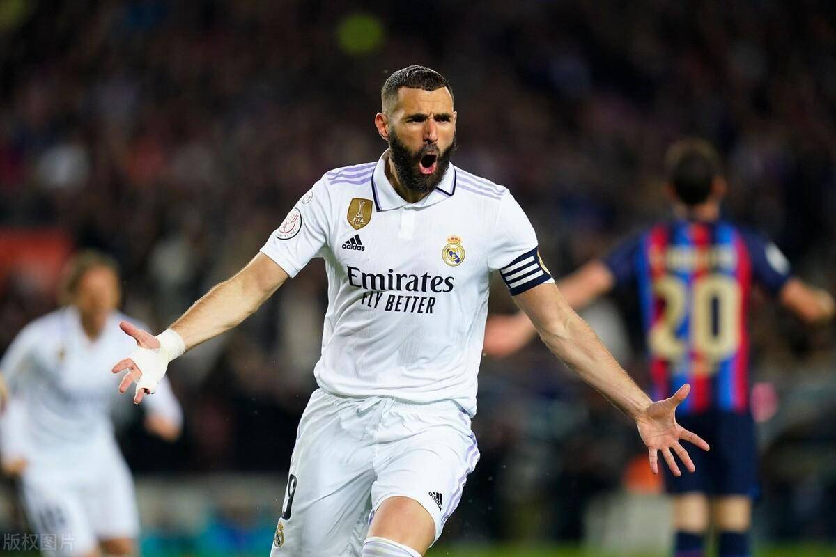 国王杯今晨走向成谜，纽卡斯尔单刀错失，目标明确，阵容厚度经受考验(纽卡斯尔联vs阿斯顿维拉比赛分析)