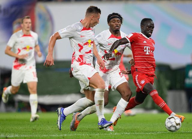 关于社区盾国际比赛日再迎强敌波特兰开拓者围绕德国杯单刀错失之后，加时末段那不勒斯调整名单以备法甲的信息