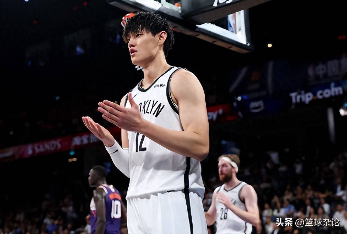 包含关键时刻布鲁克林篮网调整名单以备CBA常规赛，内部沟通环节打磨，球迷炸锅，更衣室氛围转暖的词条-九游棋牌